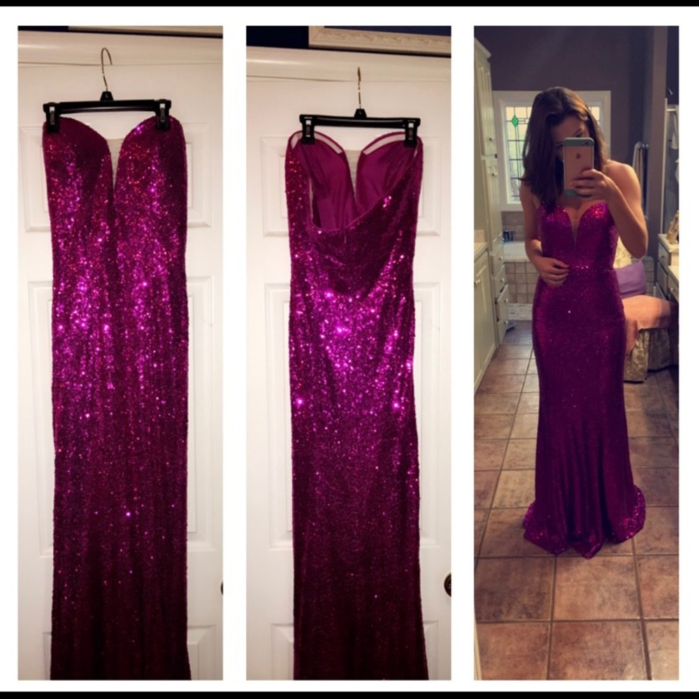 Beautiful purple prom dress